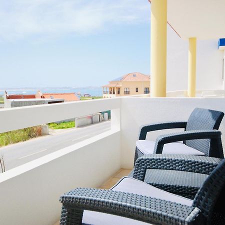 Catarina House - Baleal Beach, Balcony, Pool フェレル エクステリア 写真