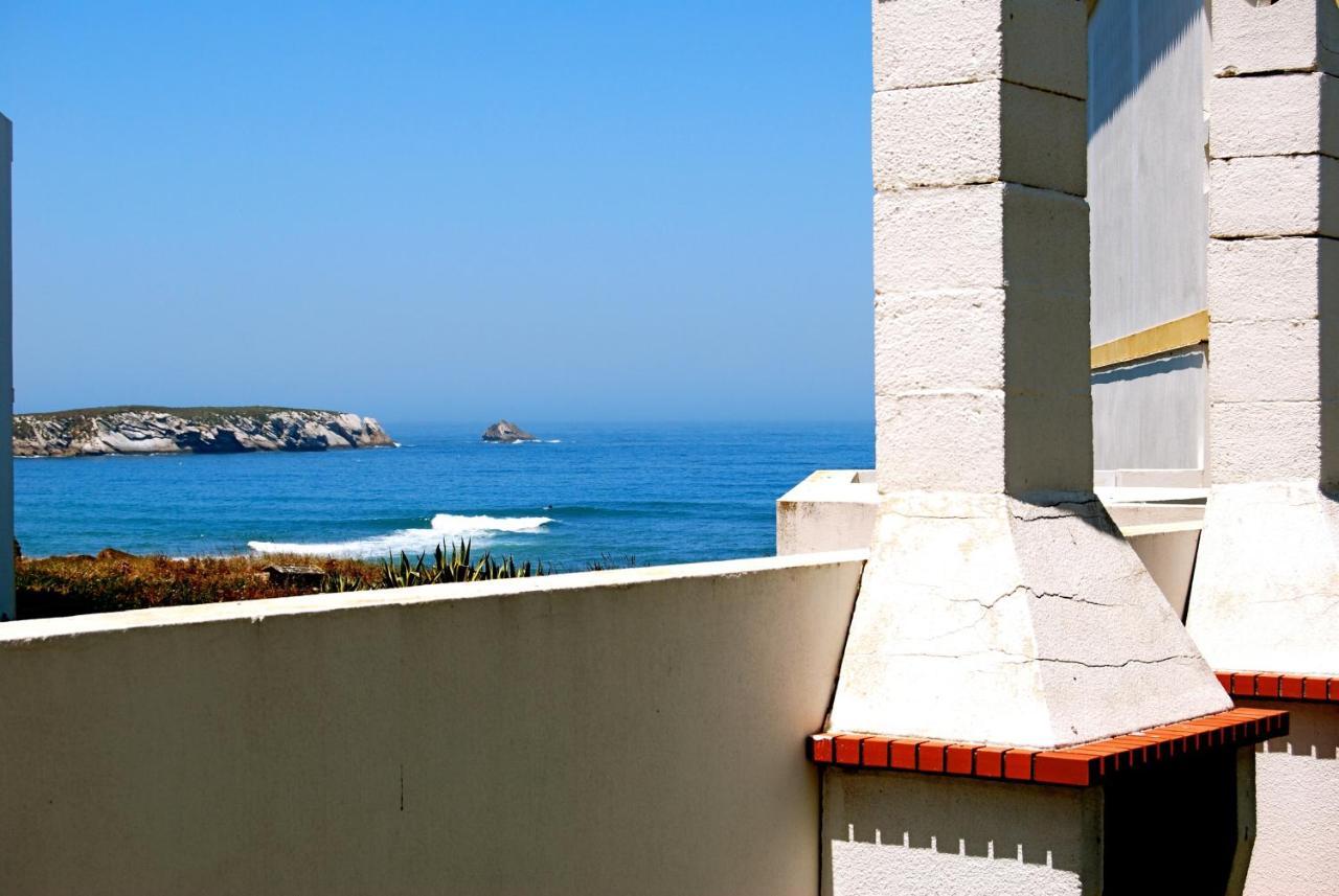 Catarina House - Baleal Beach, Balcony, Pool フェレル エクステリア 写真